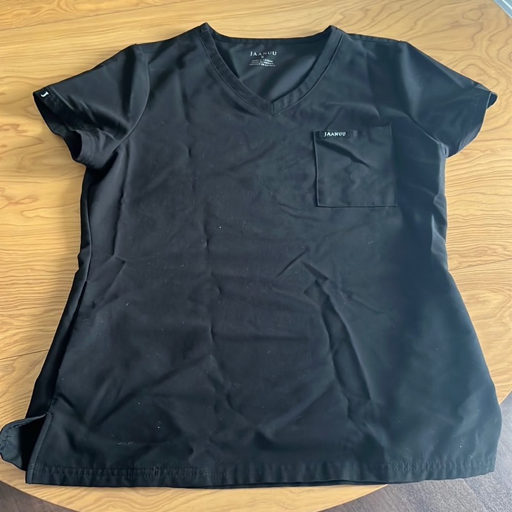 Black scrub top, one pocket- Jaanuu